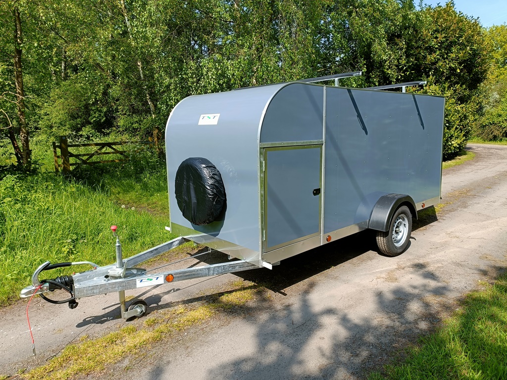 Waverider windsurf trailer